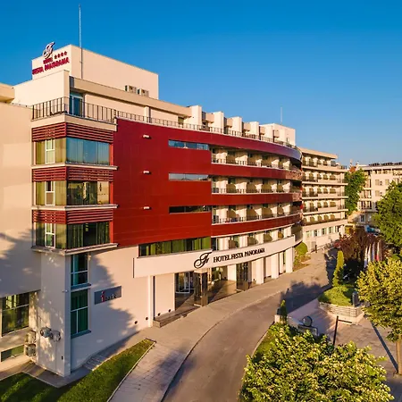 מלון Festa Panorama