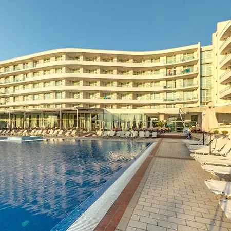 феста панорама 4*