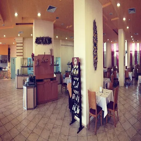 费斯塔全景酒店 酒店